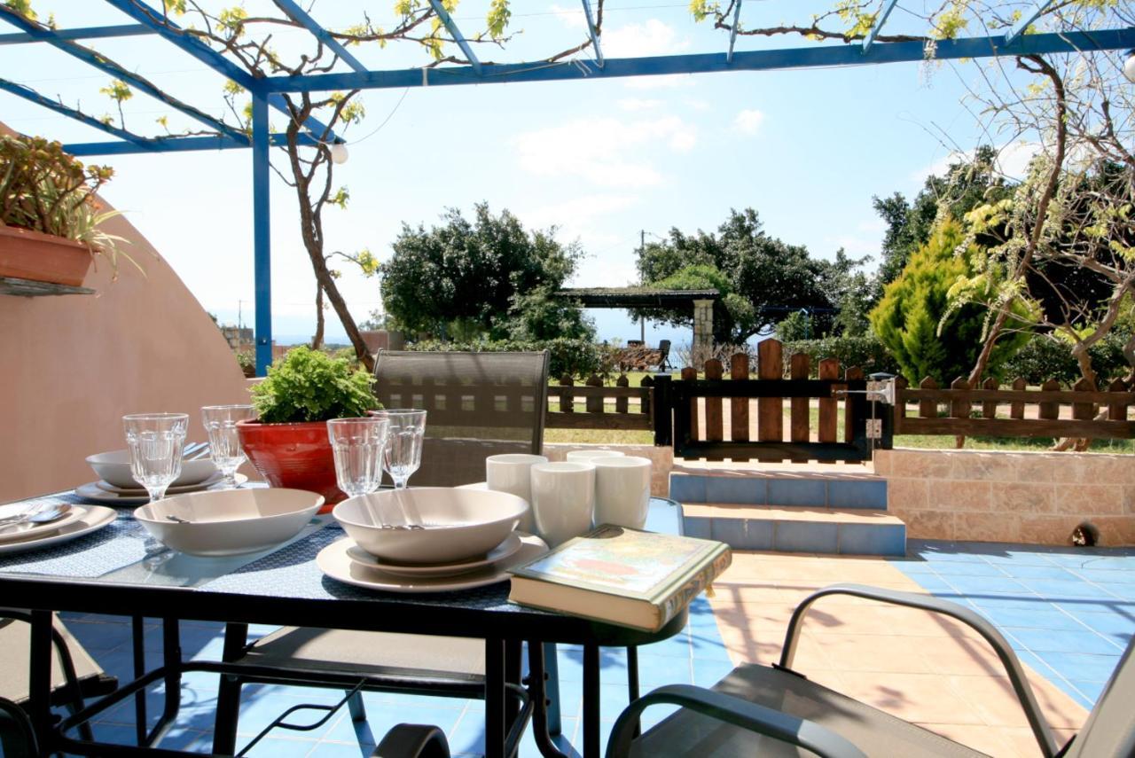 Seaside, Relaxing Family House With Playground! Villa Lavrys 4 Marathos Exteriör bild
