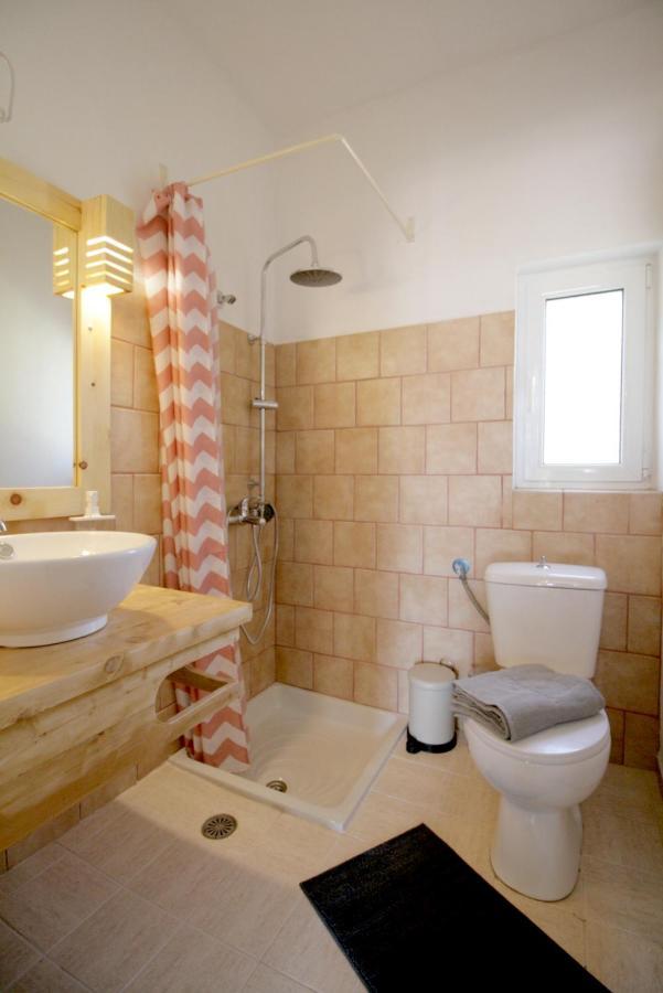 Seaside, Relaxing Family House With Playground! Villa Lavrys 4 Marathos Exteriör bild