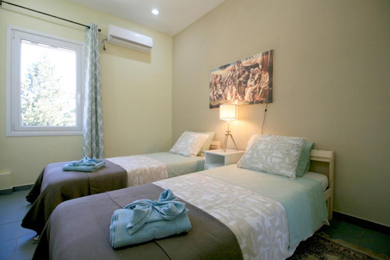 Seaside, Relaxing Family House With Playground! Villa Lavrys 4 Marathos Exteriör bild